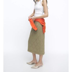 Zara Quilted Pencil Skirt - Olive, M
